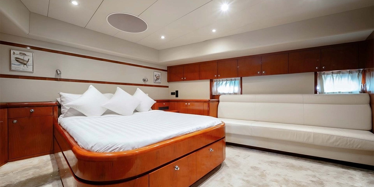 Аренда яхты Lamberti 80 - Lady Kathryn 2 на Пхукете